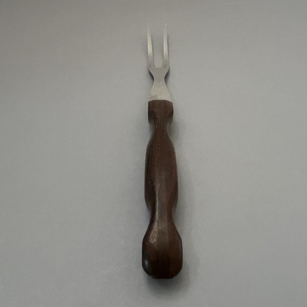 Cutco No. 27 Carving Fork Vintage Brown Handle Made in USA